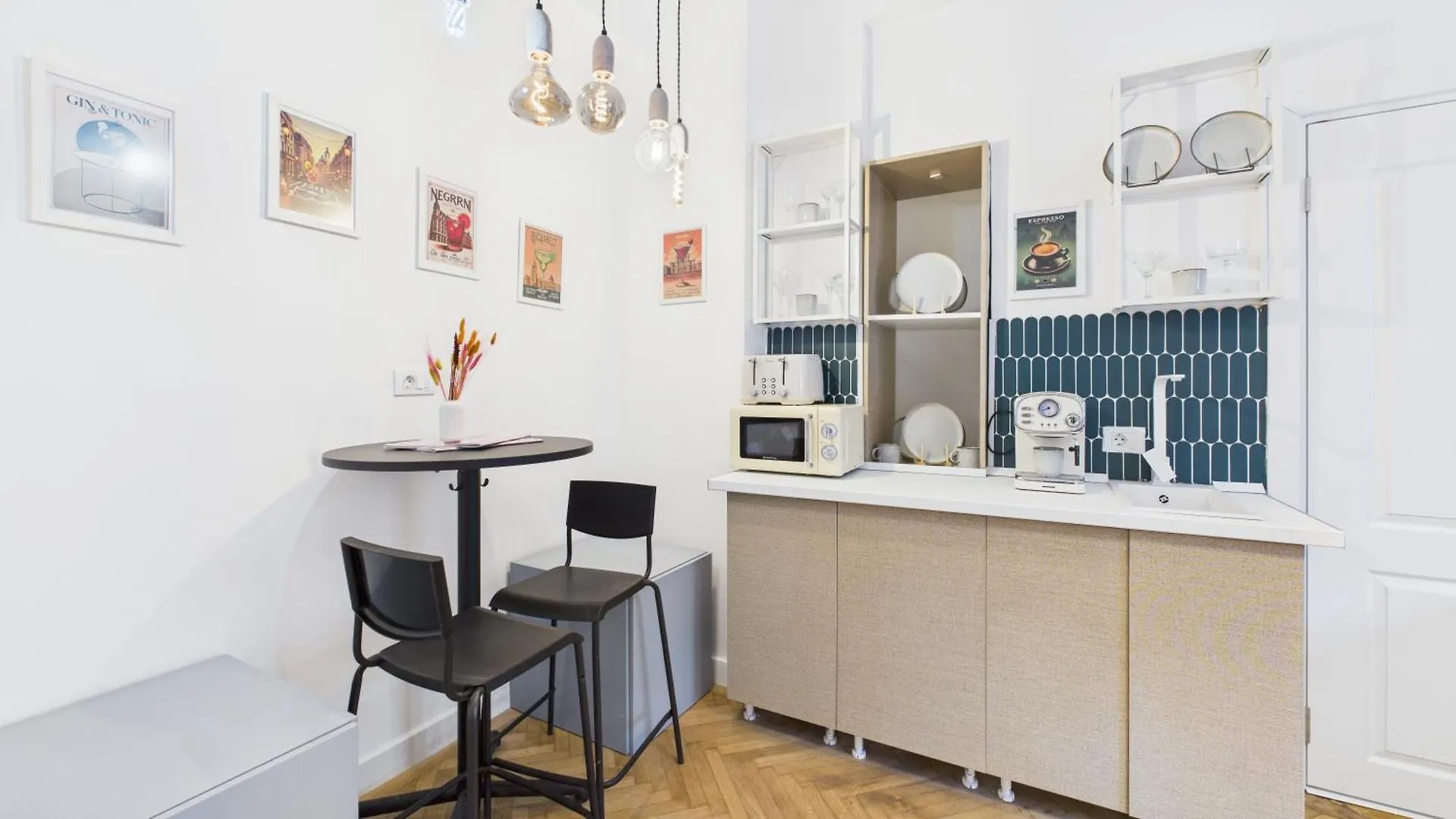 Chic Studio In The Heart Of City Bucharest Apartment