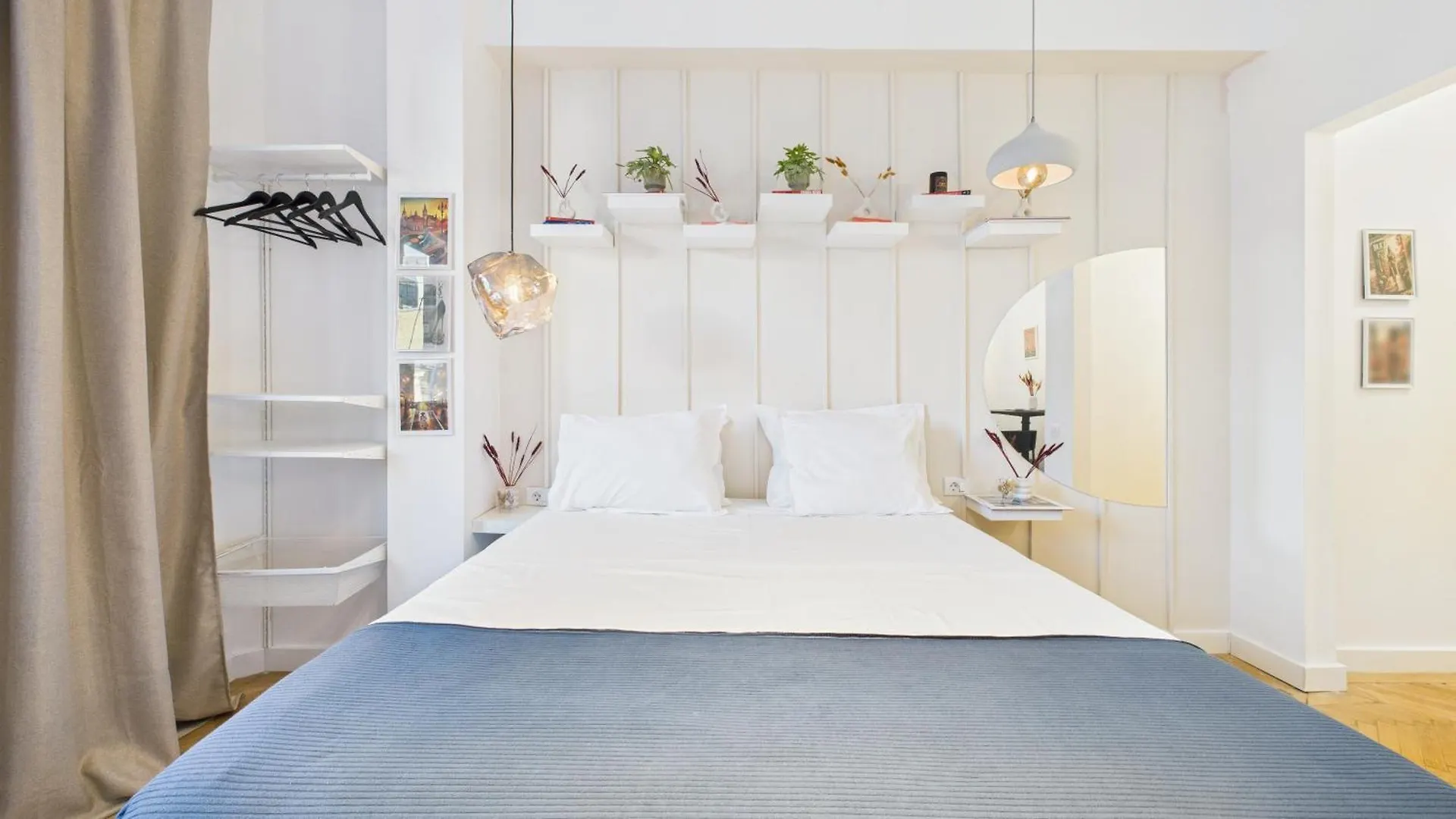 Chic Studio In The Heart Of City Bucharest Romania