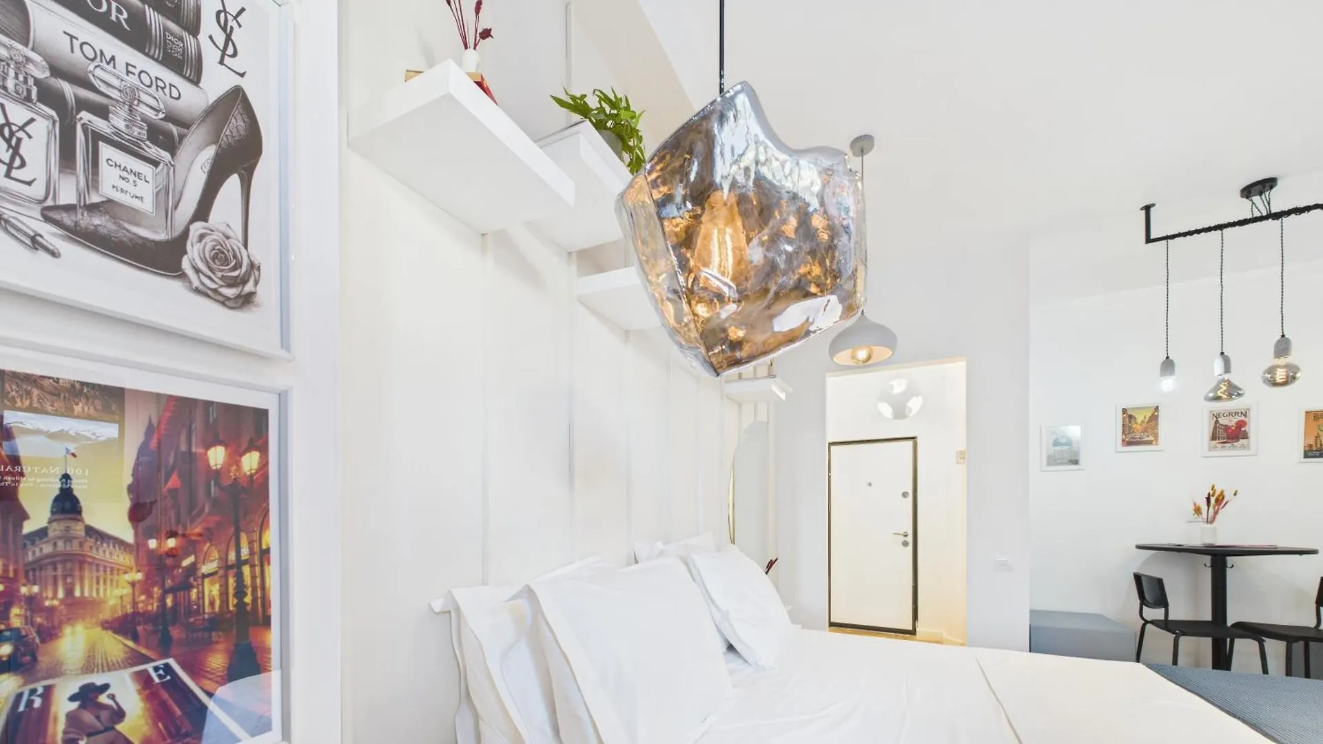 Chic Studio In The Heart Of City Bucharest Romania