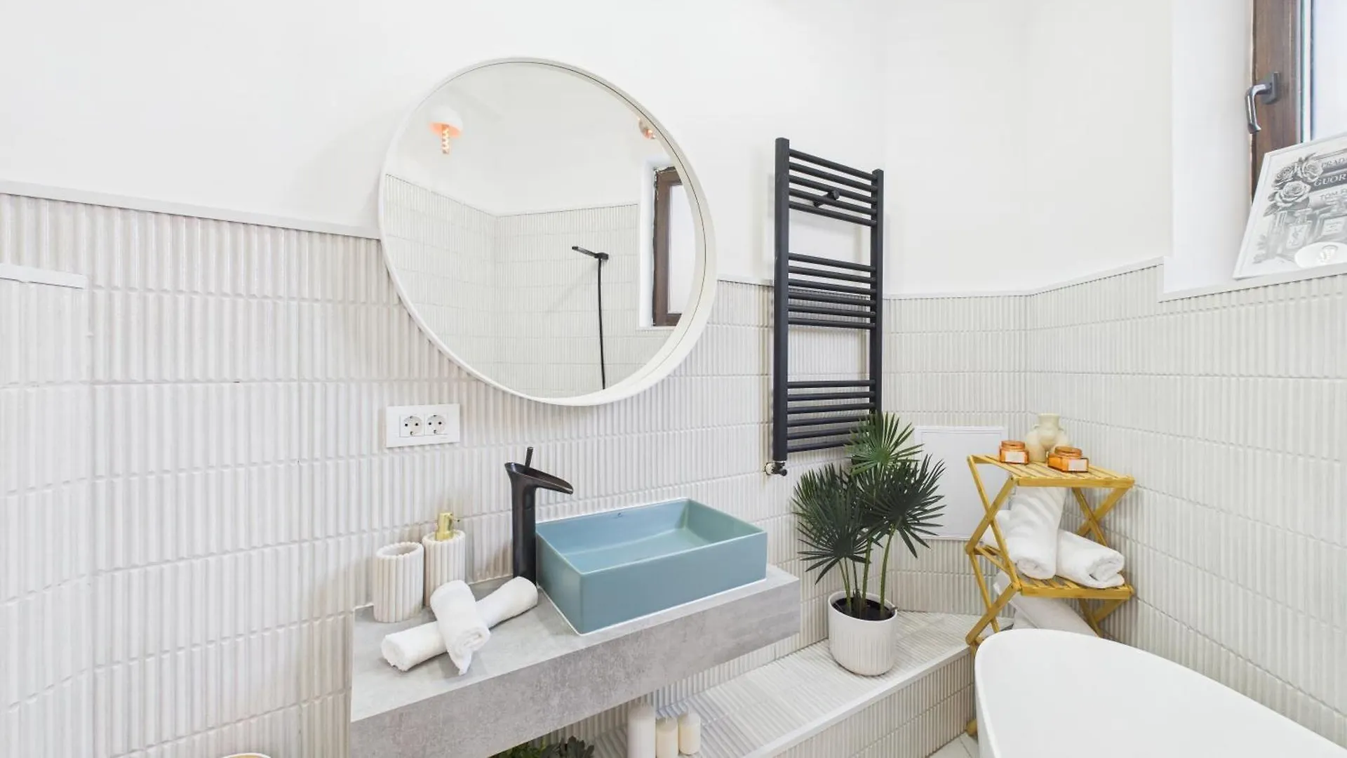 Chic Studio In The Heart Of City Bucharest 0*,  Romania