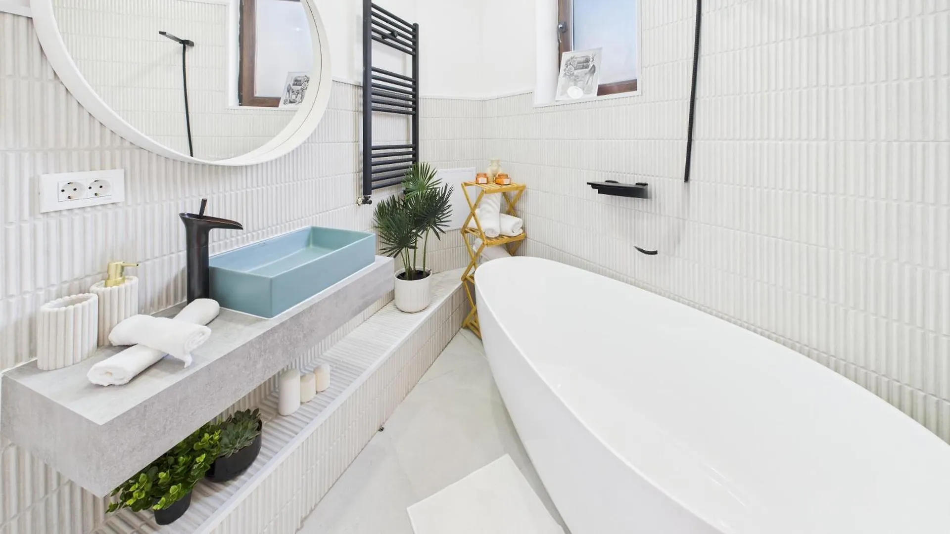 Apartment Chic Studio In The Heart Of City Bucharest